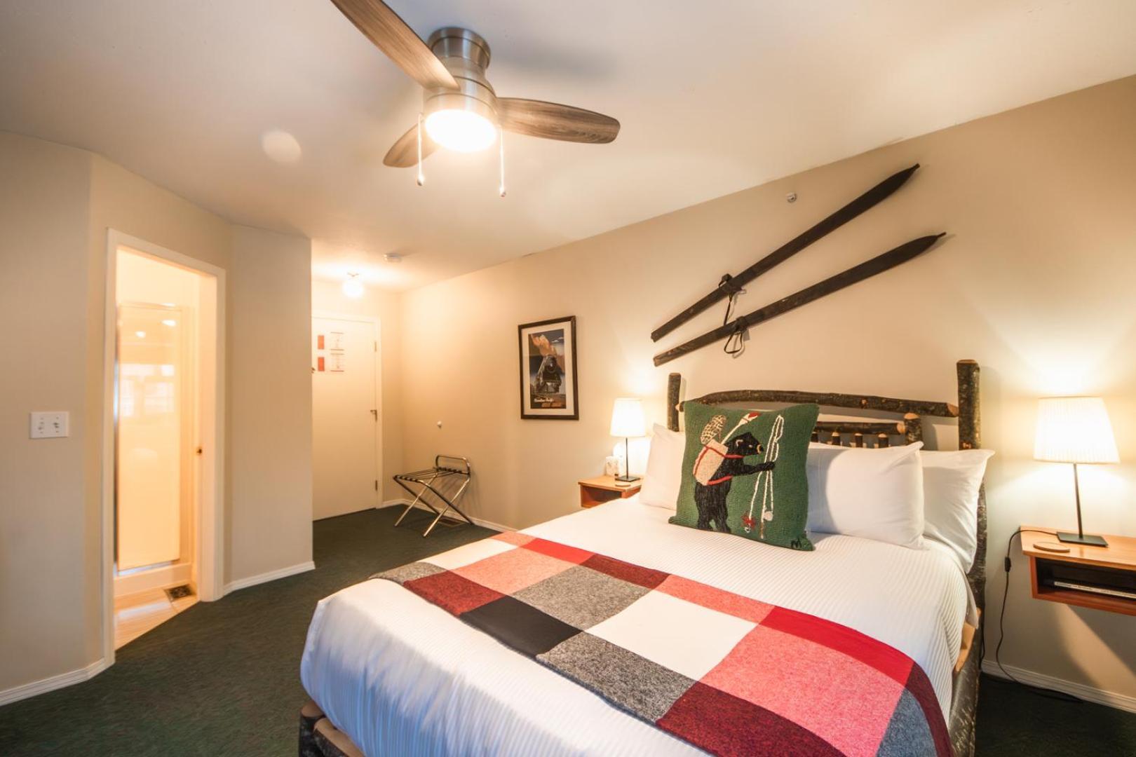 Courthouse Inn Revelstoke Ngoại thất bức ảnh